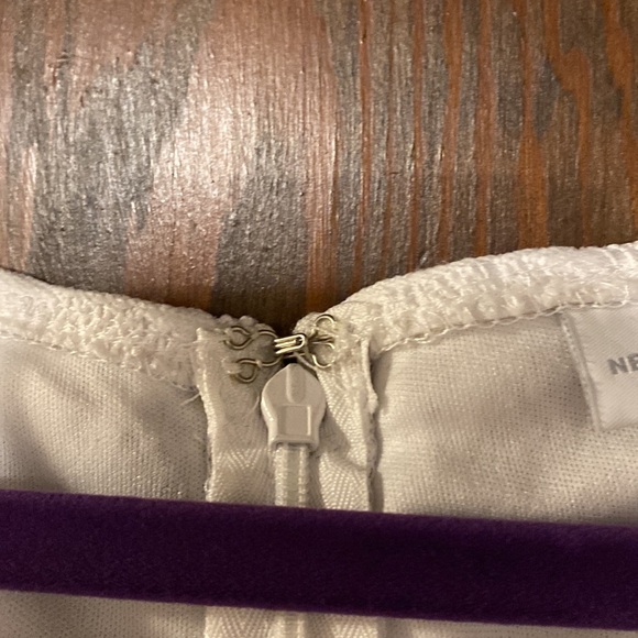 White Sleeveless New York and Company Dress - Picture 5 of 10